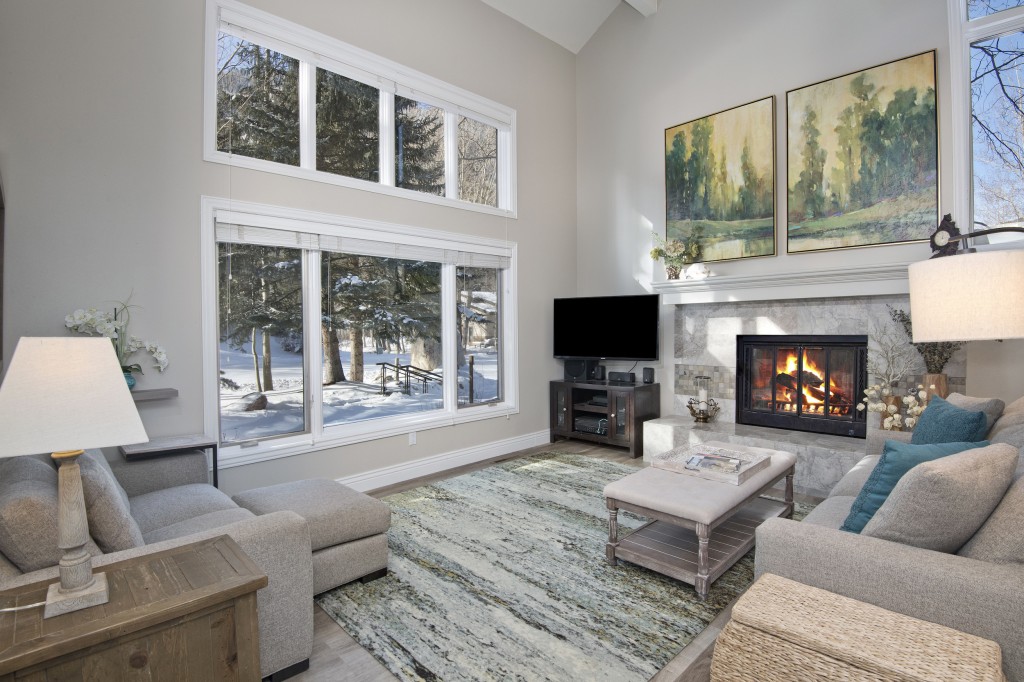 1.2 4800 Meadow Drive 21 Riverbend East Vail Bhhs Alida Zwaan